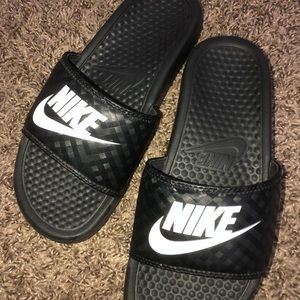 Nike slides